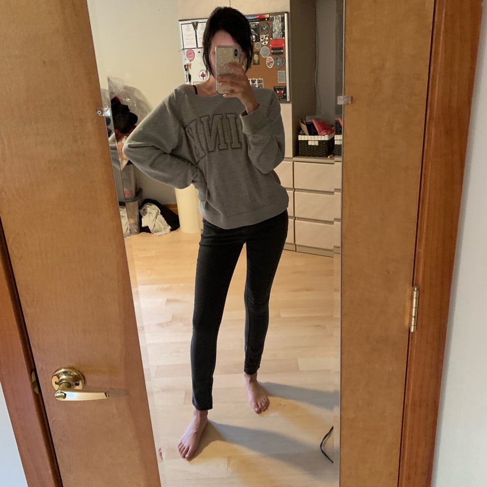 NWOT Pink crewneck sweatshirt
